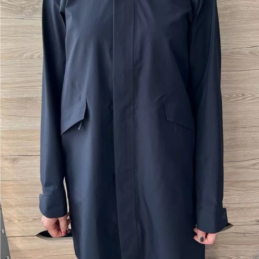 Arc'teryx Women's XL Andra Long Rain Coat Black Sapphire Jacket